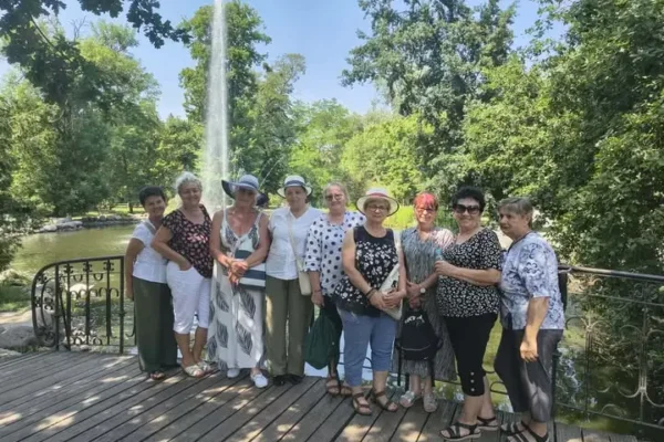 Seniorzy z Trzemeszna aktywnie spędzili czas w Ciechocinku
