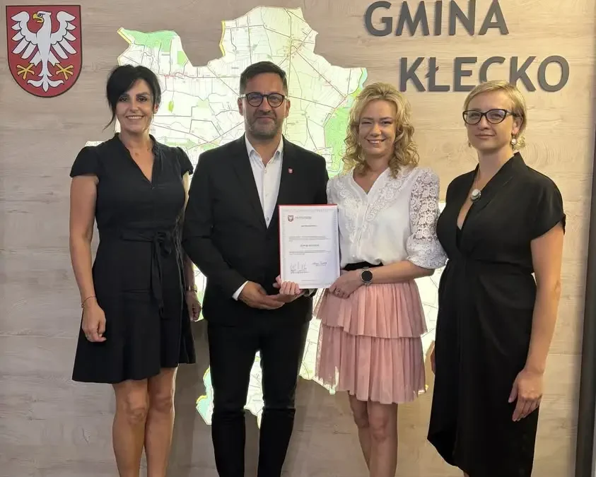 Kinga Prudlak złożyła ślubowanie i oficjalnie dołączyła do grona pracowników Urzędu Gminy Kłecko