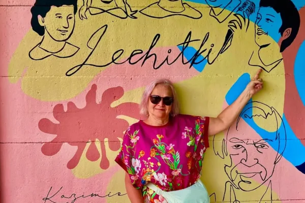 Mural na Wenecji w Gnieźnie: Pani Irena odnalazła siebie sprzed lat