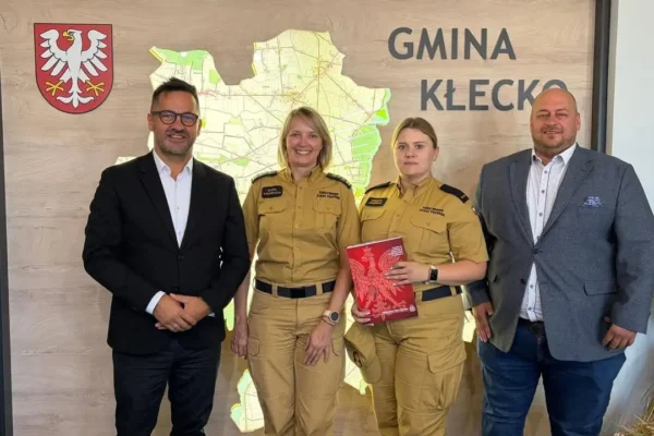 Gmina Kłecko dofinansuje modernizację łączności radiowej dla strażaków
