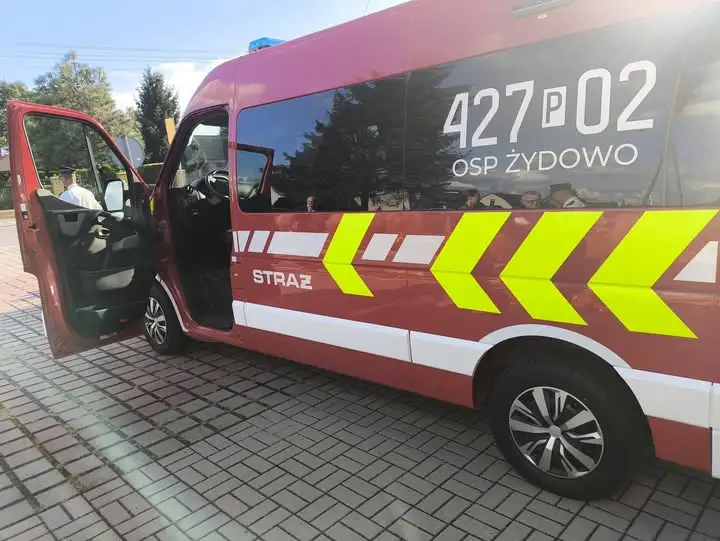 OSP Żydowo wzbogaciło się o nowy lekki samochód specjalny Opel Movano