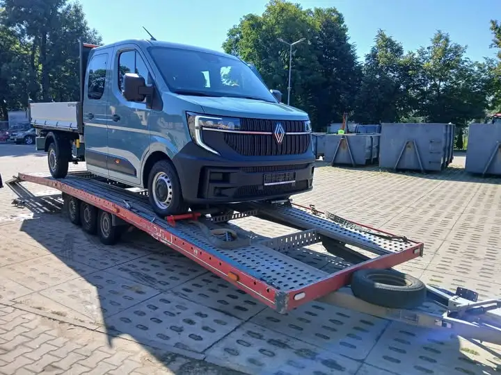 Gmina Czerniejewo kupiła nowego Renault Master dla zaplecza komunalnego