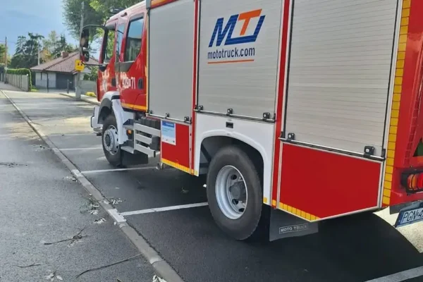 Silny wiatr łamie konary w Trzemesznie i Miatach