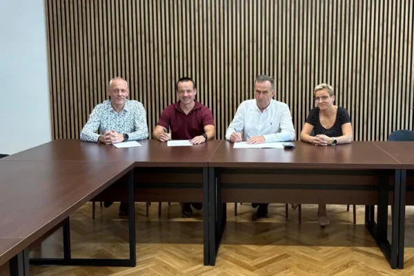 Umowa na rozbudowę wodociągu w Imielnie i Lednogórze podpisana