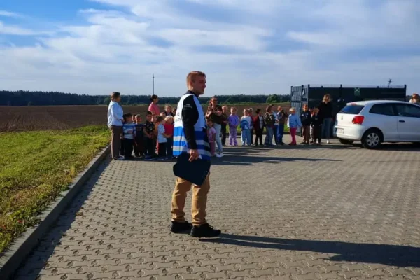 Ćwiczenia ewakuacyjne w przedszkolu „Fantazja” w Przysiece z udziałem OSP Mieleszyn