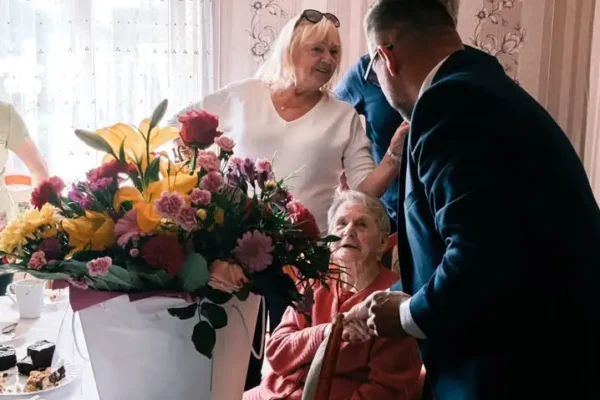 104. urodziny Pani Jadwigi – wyjątkowy jubileusz mieszkanki Gminy Kłecko