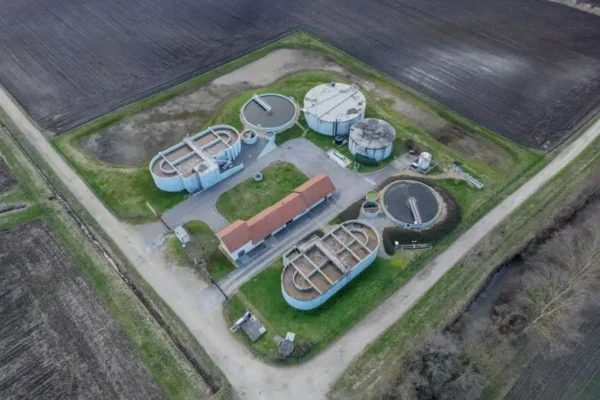 Gniezno: kogeneracja i pompy ciepła na oczyszczalni ścieków – obwieszczenie Prezydenta